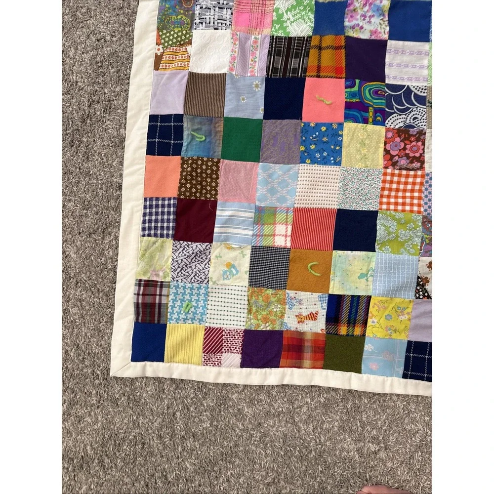 Vintage Quilt 90x89 Apples, Flowers